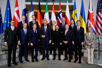 Nadzieja i ograniczone zaufanie. Niemieckie media o szczycie w Berlinie