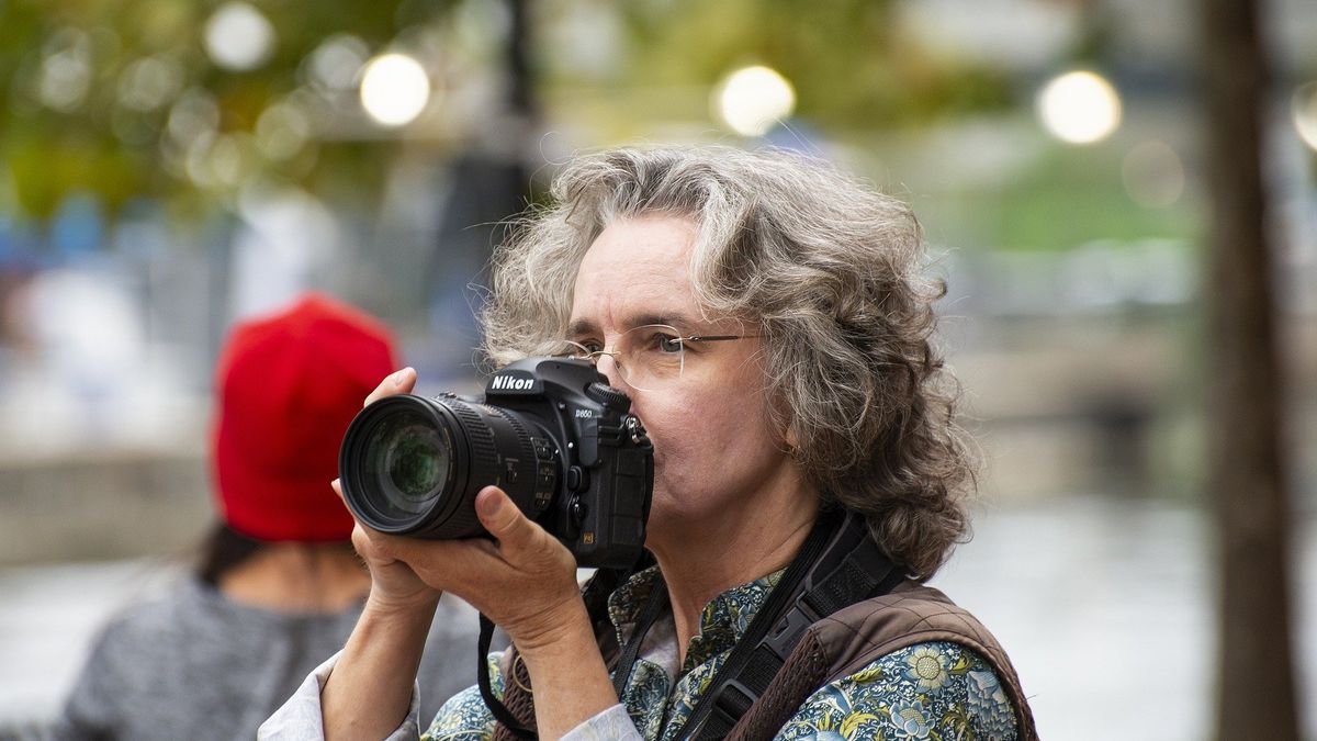 Większość fotografów spotkała się z pytaniem o zrobienie zdjeć na ślubie za darmo.