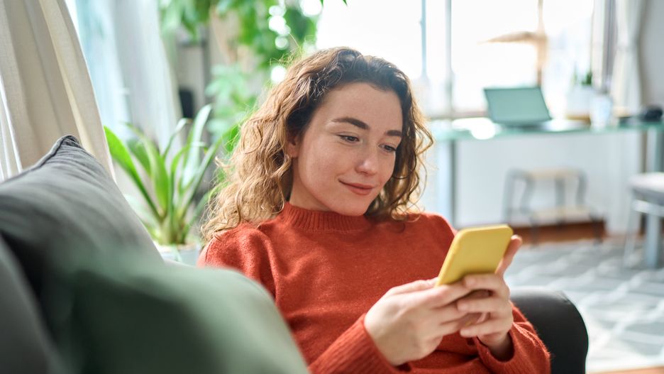 telefon komórkowy, używanie telefonu komórkowego, użytkownik