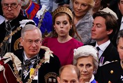 Księżniczka Beatrycze na koronacji Karola III. Przykuwa spojrzenia w różowej sukience