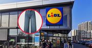 Spodnie z Lidla z efektem "wow". Znikają z półek w mgnieniu oka