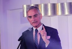 "Powinniśmy kochać, ale i wymagać". Były senator PiS krytykuje rząd