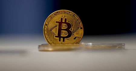 Ceny bitcoina i ethereum gwałtownie spadają. Duże zamieszanie wśród kryptowalut