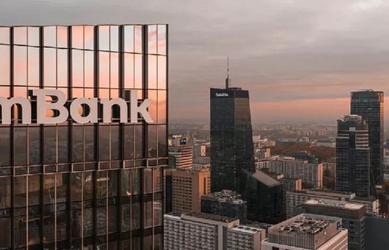 9 agencji w nowym przetargu reklamowym mBanku. Będzie rejection fee
