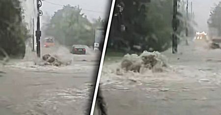 Oberwanie chmury nad Kielcami. Ulice, chodniki i auta pod wodą