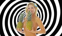 Spoty OleOle.pl z nagimi modelkami nie poniżają kobiet, ale zagrażają dzieciom (wideo)