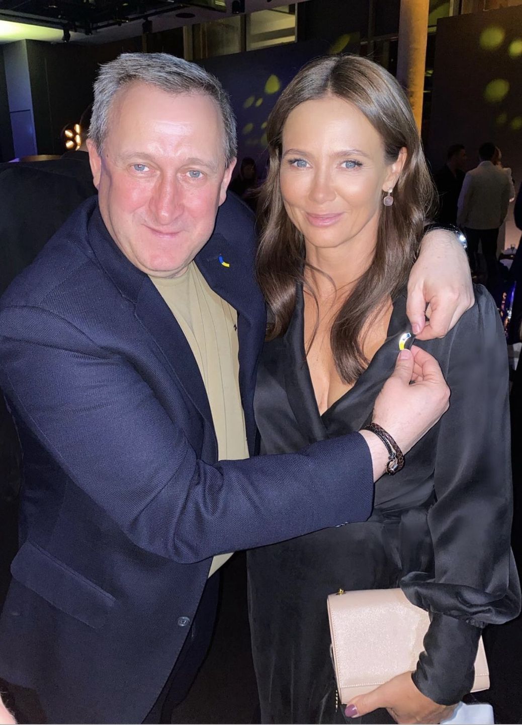 Kinga Rusin WRÓCIŁA do Warszawy i pospieszyła na spotkanie z ambasadorem USA.
