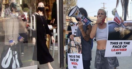 Angelina Jolie cała w czerni robi zakupy z 16-letnim synem Paxem (ZDJĘCIA)