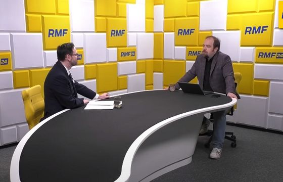OKO Press: żona szefa informacji RMF FM z zatrudnieniem w Orlenie. Stacja: przekazaliśmy sprawę prawnikom