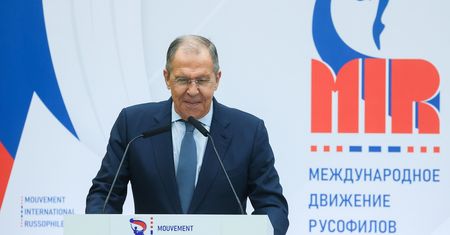 Szaleństwo w Moskwie. Seagal, wnuk de Gaulle'a i księżniczka od krów