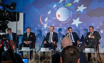 XXXII Forum Ekonomiczne w Karpaczu. Wybory Polaków - co okaże się dla nich najważniejsze w 2023 roku?