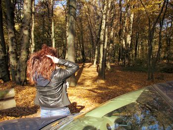 Głogów: Jak tak można? Grzybiarze parkują gdzie popadnie. Nadleśnictwo Głogów apeluje do kierowców