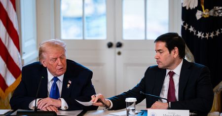 Kuriozalna metoda Rubio na unikanie Trumpa. Zdradził w wywiadzie
