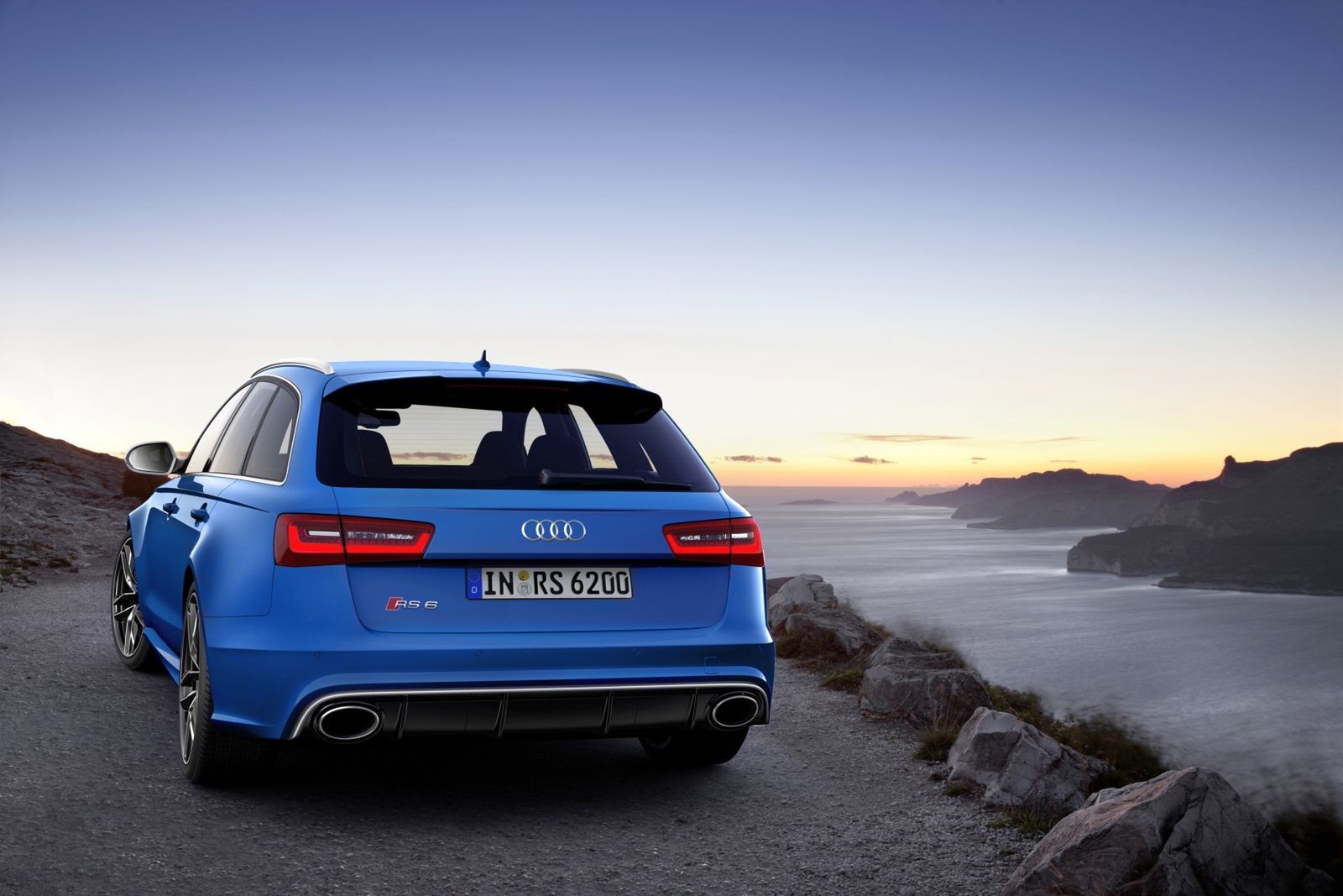 Nowe Audi RS6 Avant - zadziorne kombi [galeria] 8