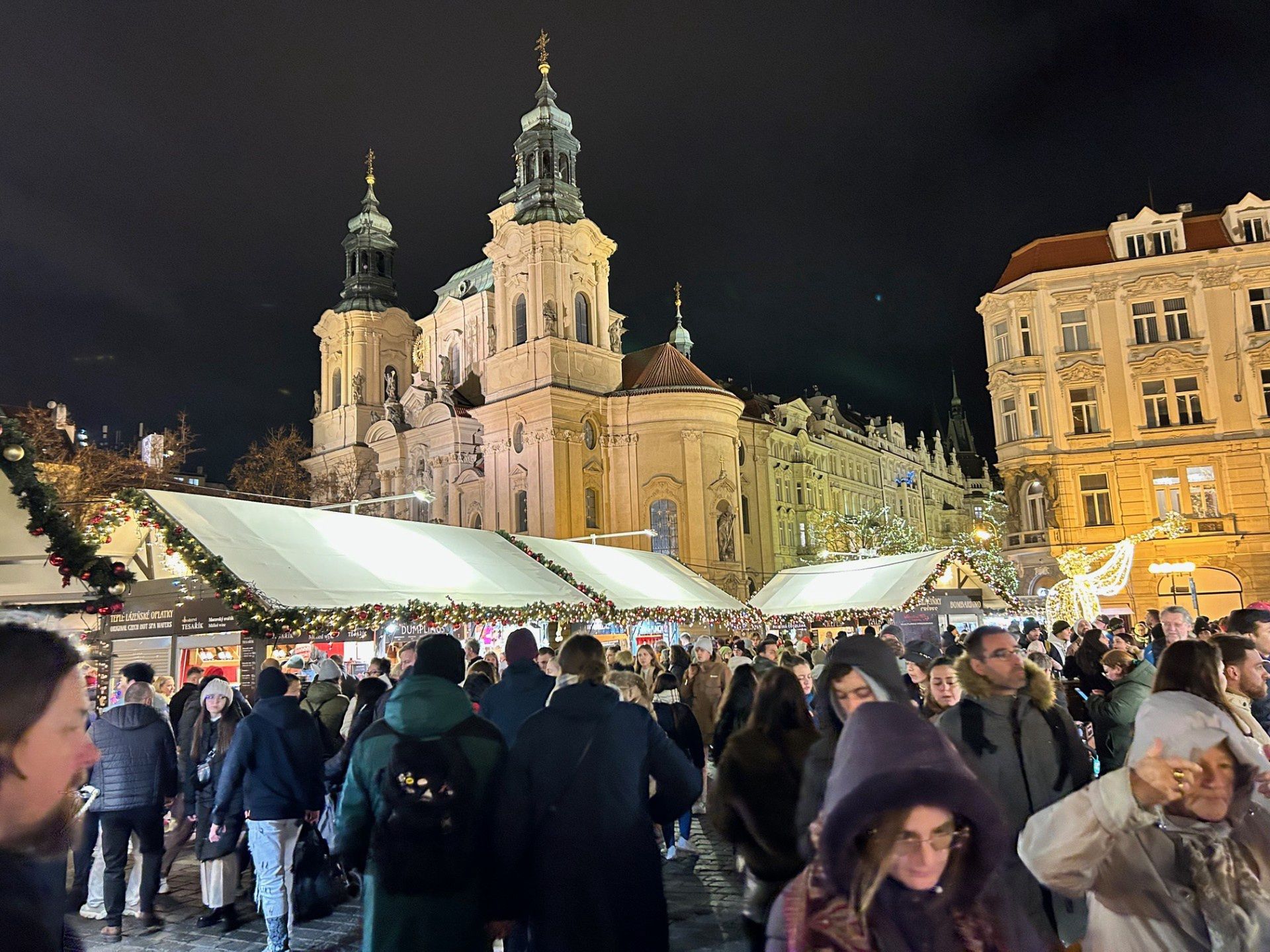 Jarmark świąteczny w Pradze 