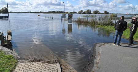 Dodatkowy zasiłek opiekuńczy dla rodziców dzieci do lat 8. Oto warunek