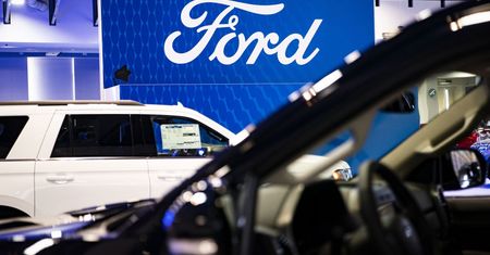 Ford stawia na auta elektryczne. Firma chce zwolnić 8000 osób
