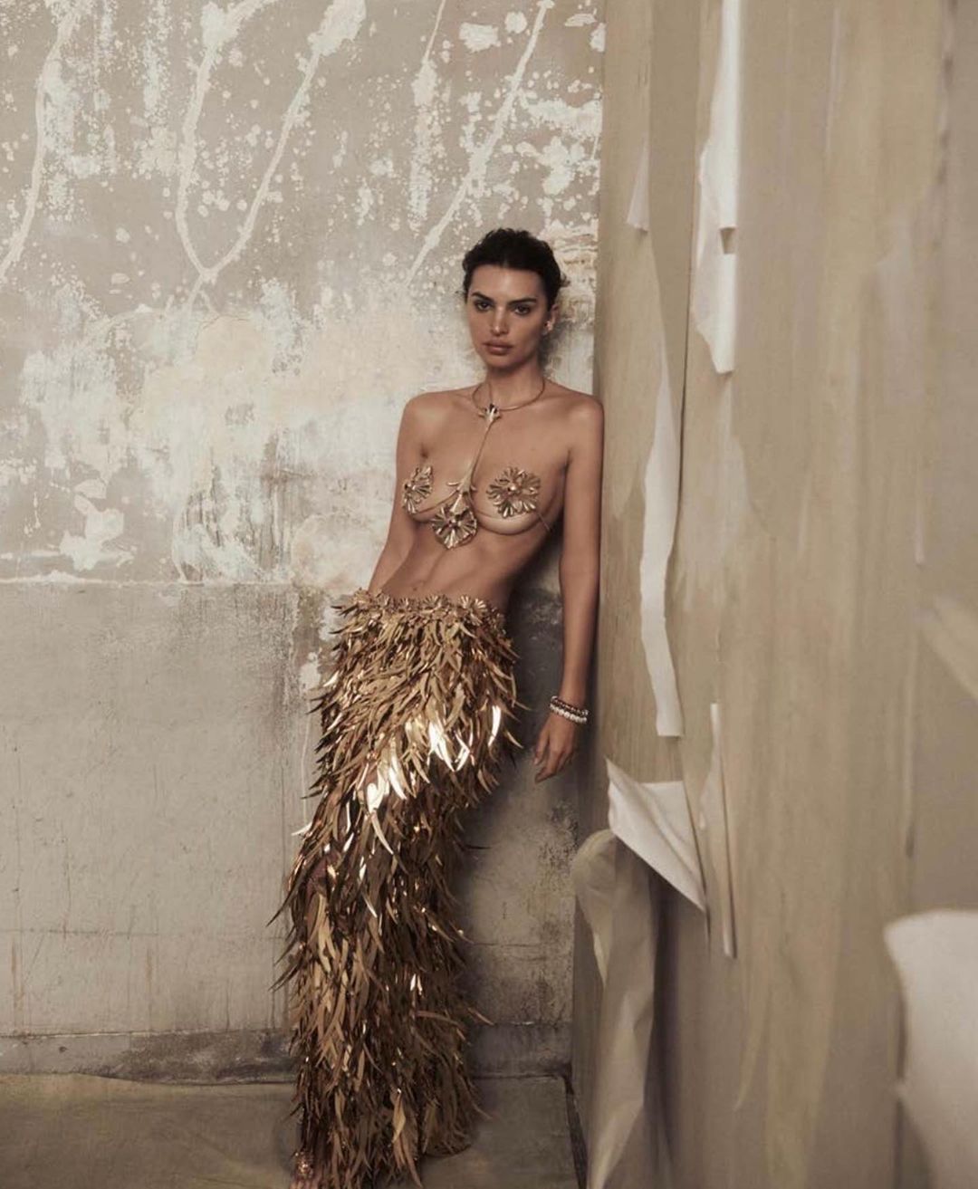 Emily Ratajkowski w sesji dla australijskiego wydania magazynu Vogue