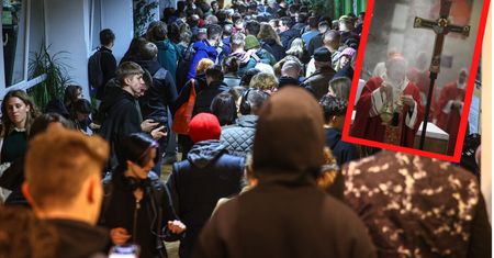 Były senator PiS: Demokracja jest groźna dla katolików