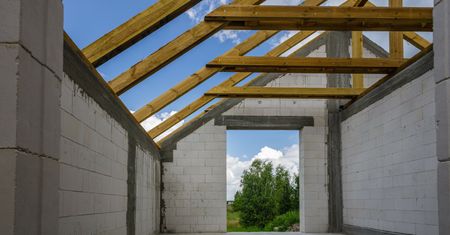 Domy będą droższe. Ujawnili, kiedy firmy szykują podwyżki