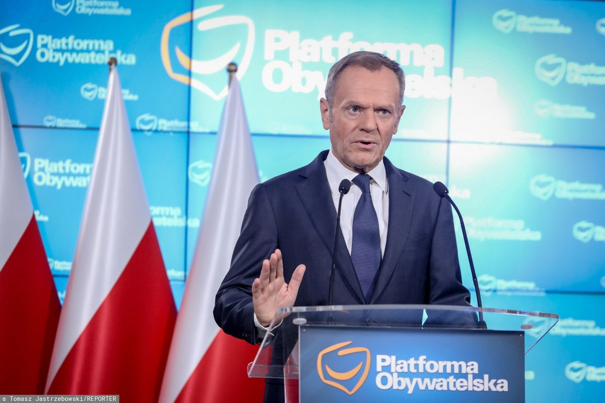 Tusk krytycznie o Bąkiewiczu: brutalna wersja polskiego nacjonalizmu 