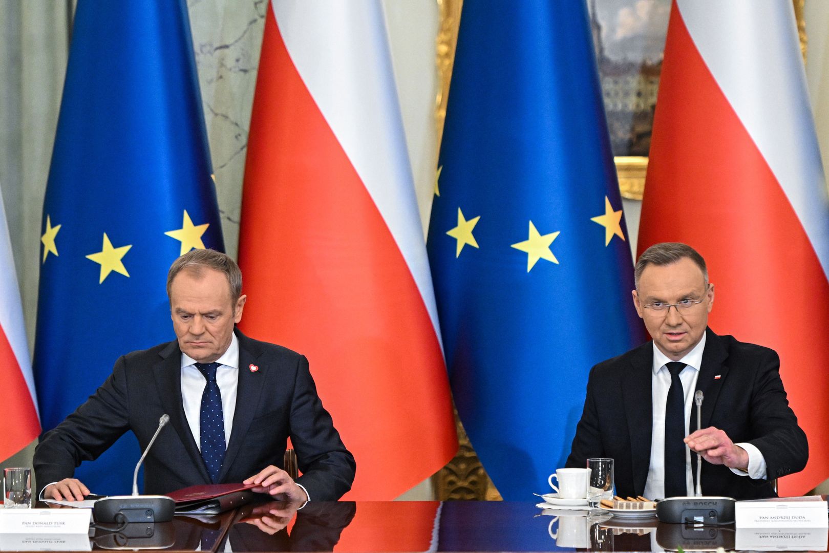 Donald Tusk w Pałacu Prezydenckim. Zaczęła się Rada Gabinetowa