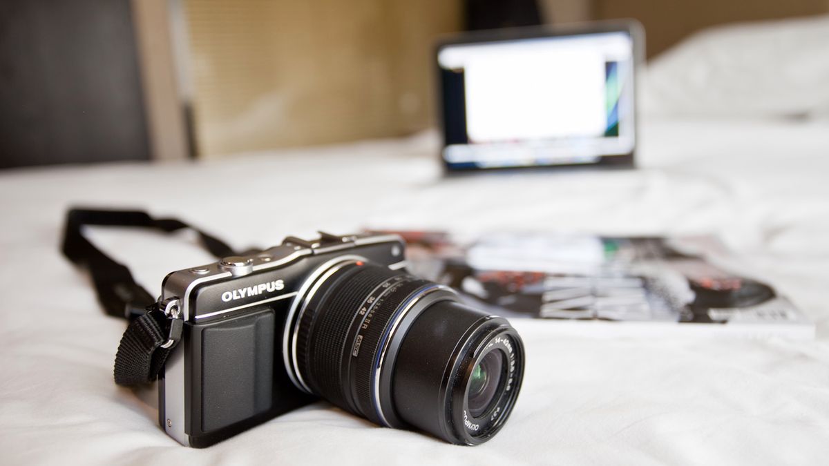 Olympus Pen Mini E-PM 2 - 260 gramów stylu i świetnej jakości [wideotest] 1