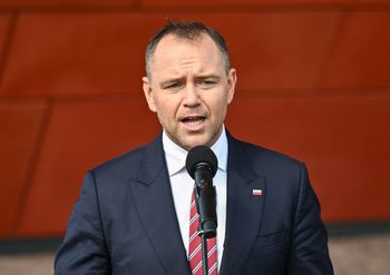 Będzie weto? Nawrocki zabiera głos ws. ustawy wiatrakowej i mrożenia cen energii