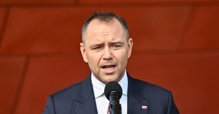Będzie weto? Nawrocki zabiera głos ws. ustawy wiatrakowej i mrożenia cen energii