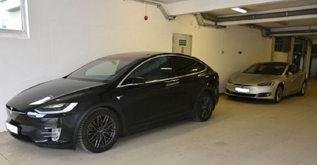 Tesla skradziona w Norwegii została odzyskana na granicy z Ukrainą