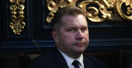 Kłopotliwy spadek po Czarnku. Nauczyciele mówią, co się dzieje