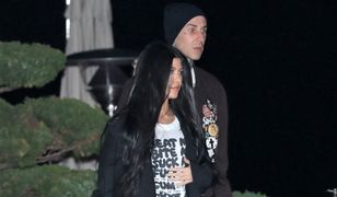 Kourtney Kardashian całuje się z Travisem Barkerem. Miłość kwitnie