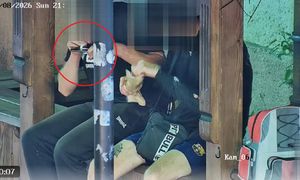 Zrobił to na straganie w Olsztynie. Wszystko nagrał miejski monitoring