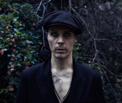 Ville Valo wciąż ma w sobie mroczny magnetyzm. Wrócił po latach i uwodzi albumem "Neon Noir"