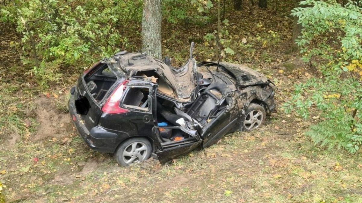 Koszmarny wypadek miał miejsce cztery kilometry przed miejscowością Margonin (woj. wielkopolskie). 