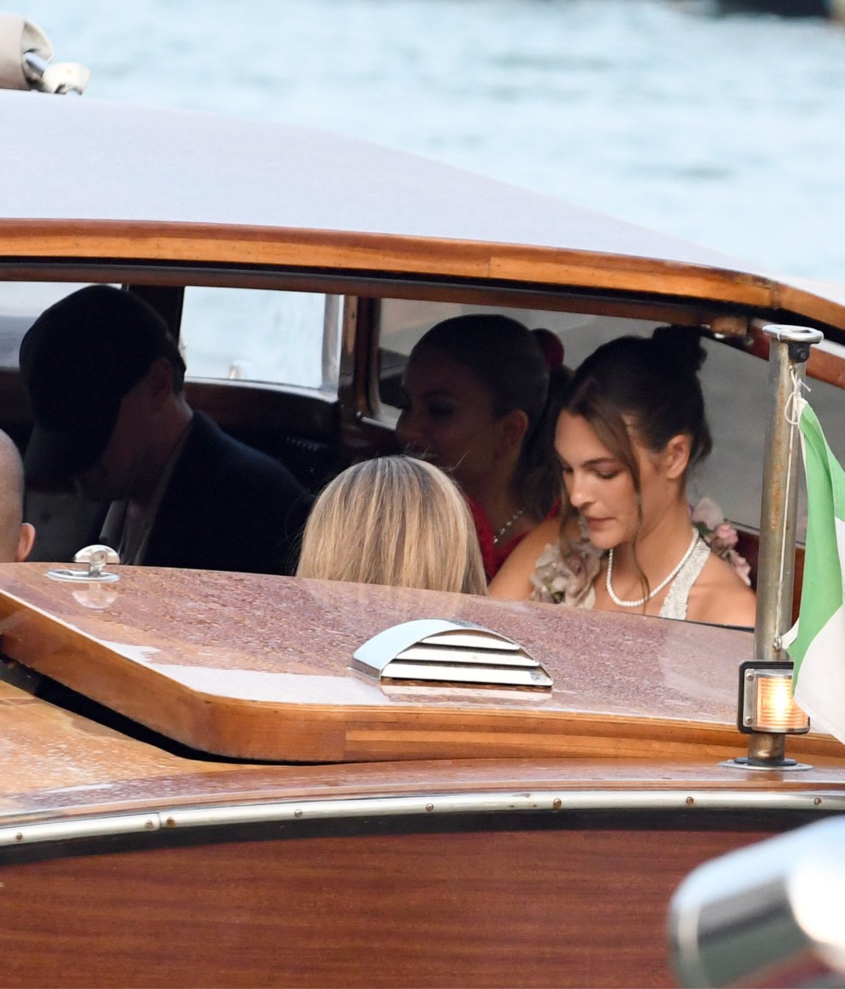 Leonardo DiCaprio i Vittoria Ceretti na przyjęciu Bezosa 