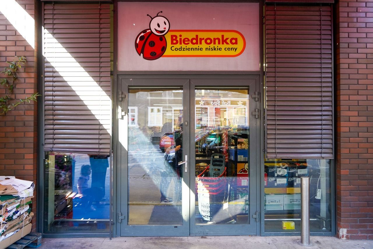 Niedziele handlowe lipiec 2025. Czy jest niedziela handlowa w lipcu? Sprawdź, jak są otwarte sklepy