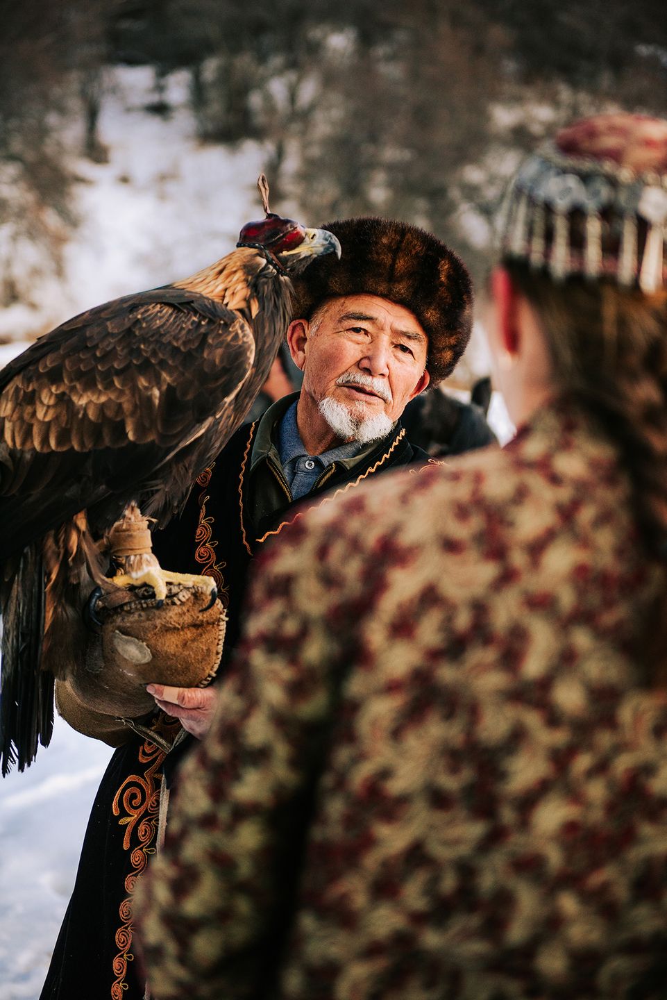 Patryk Biegański sfotografował kazachskiego trenera orłów. Ta więź jest piękna 7