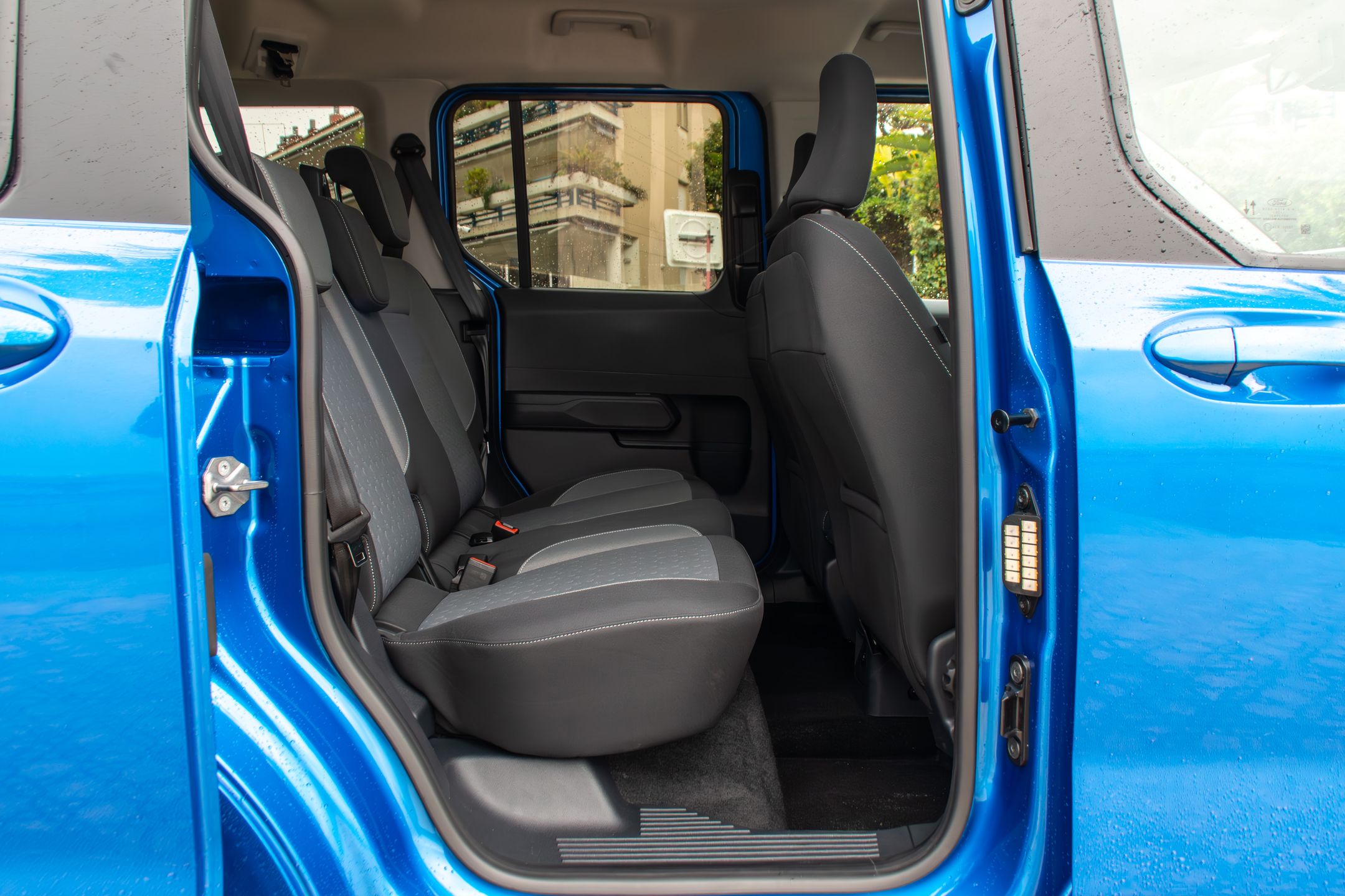 Ford Tourneo i Transit Courier 2024