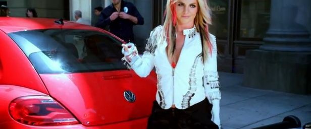 Volkswagen Beetle w teledysku Britney Spears [wideo]