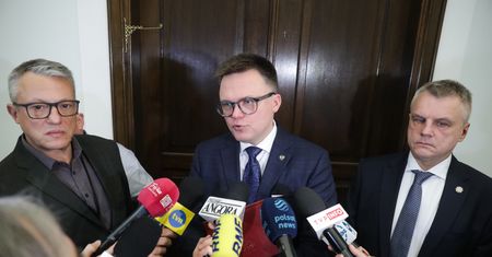 "Nasz przeciwnik jest jeden". Hołownia o kryzysie na granicy