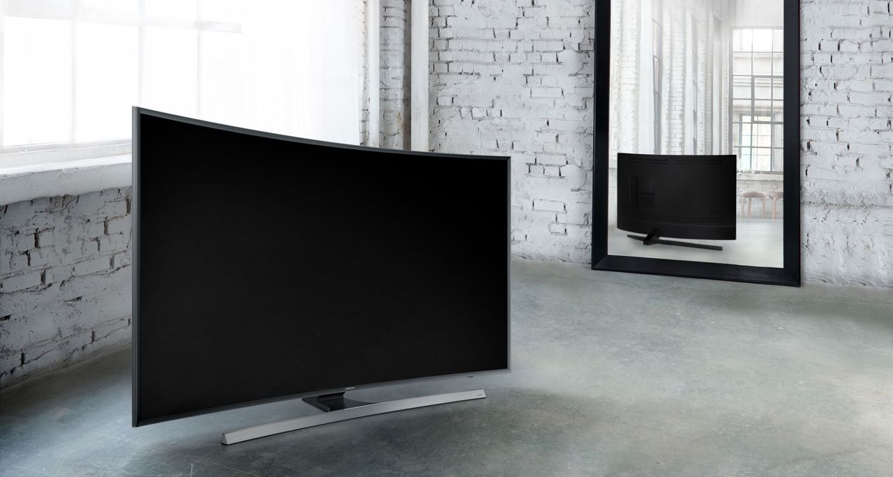 Samsung JU7500: czy warto kupić zakrzywiony telewizor 4K?