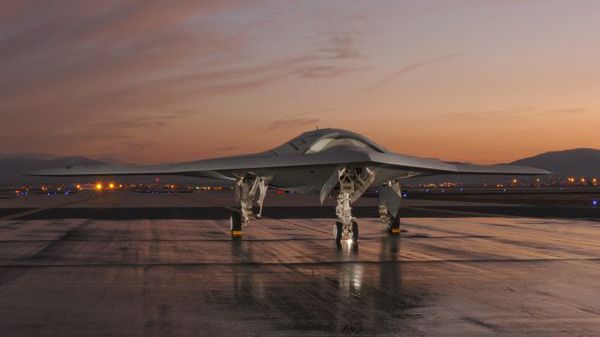 Najnowsze wideo z testów awangardowego X-47B 1