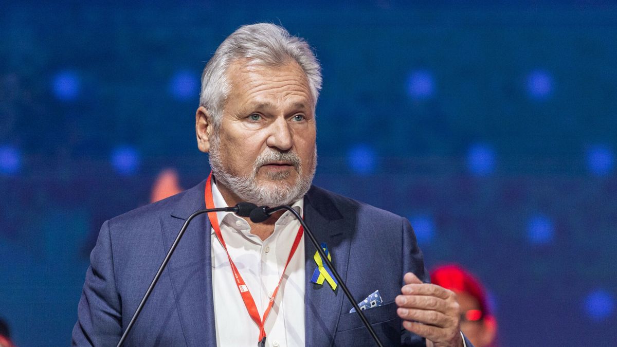 Aleksander Kwaśniewski