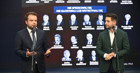 Spięcie z TVN na konferencji. "Proszę nie krzyczeć"