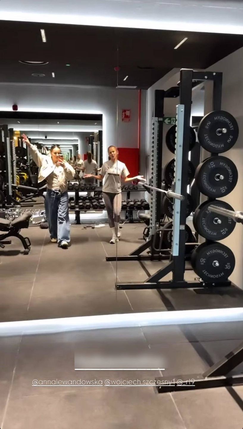 Marina Łuczenko oprowadza fanów po studio Anny Lewandowskiej