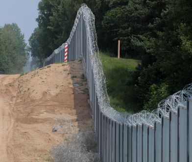 "Istnieje stopień zagrożenia". Generał o budowie zapory