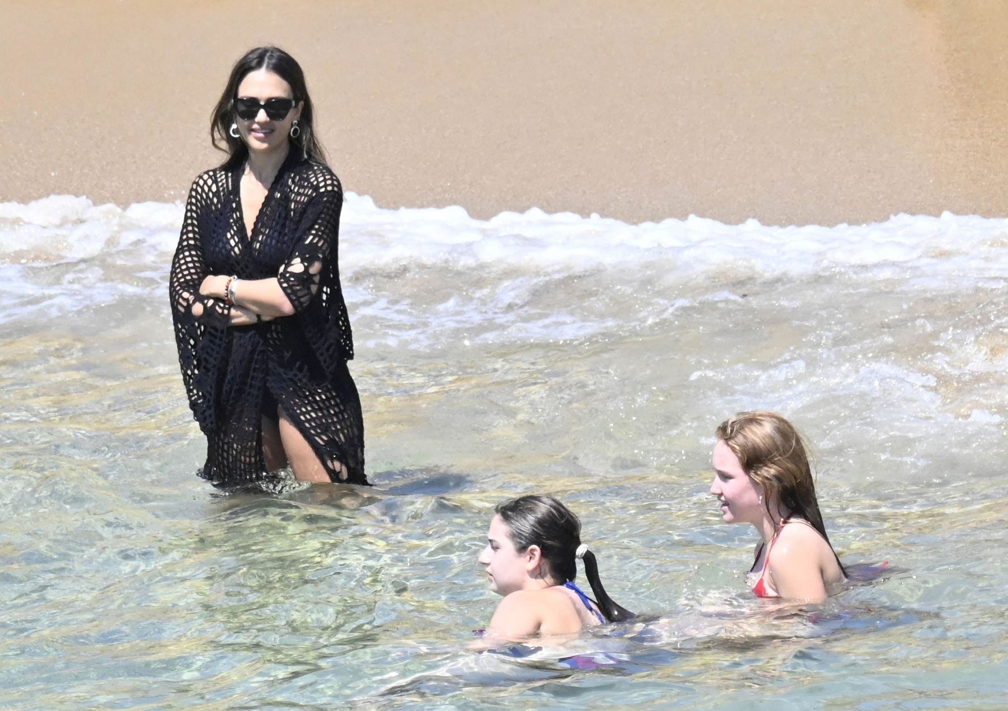 Jessica Alba na plaży w Mykonos