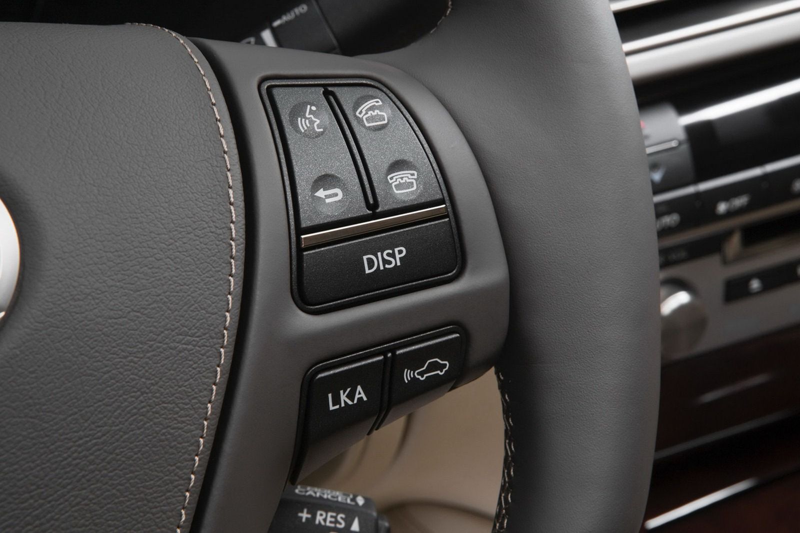 Lexus LS460, LS460 F-Sport oraz LS600h L [galeria] 21