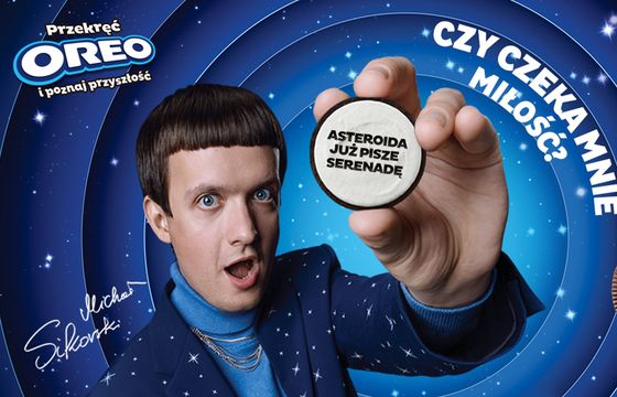 Gwiazda "1670" w nowej reklamie Oreo